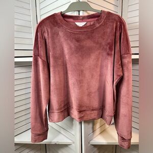 NWOT DANSKIN SLEEPWEAR TOP